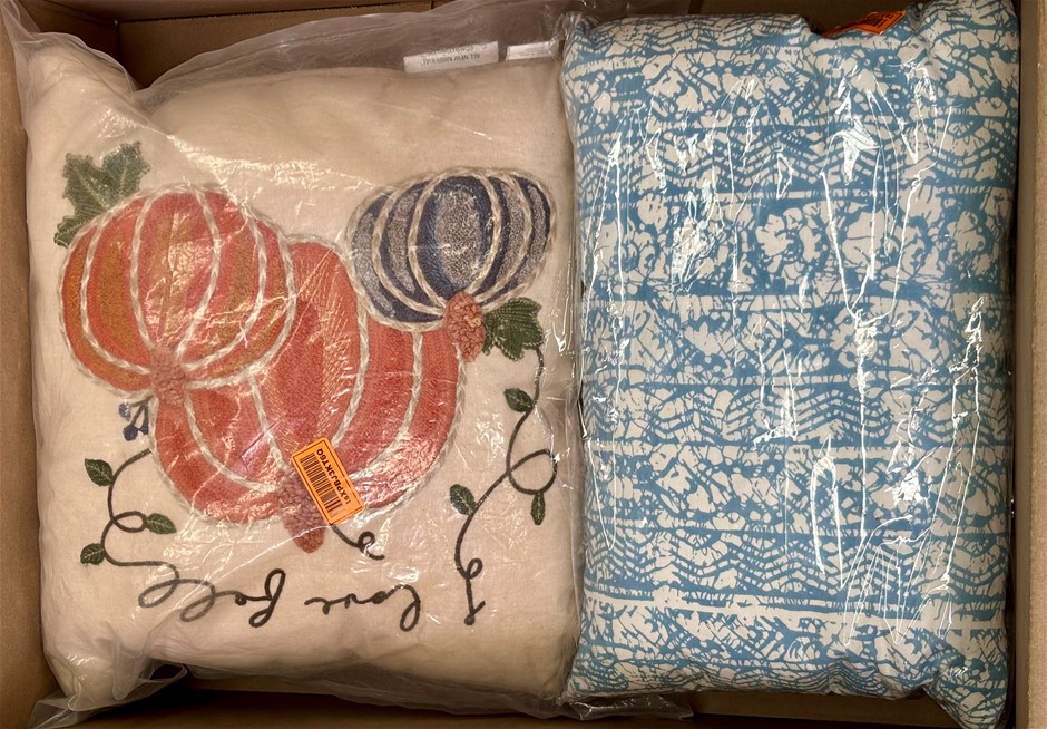 6 x Assorted BUMBURY, LIFESTYLE & More Decorative Cushions & Covers, Variou