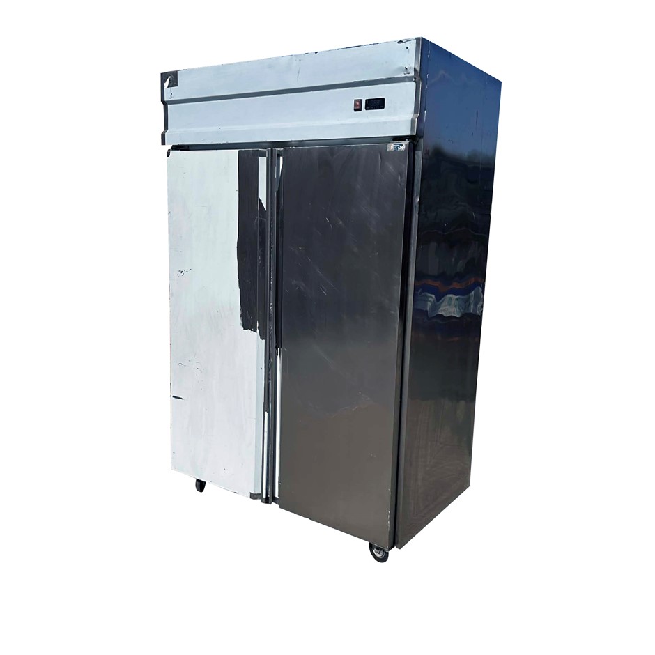 2 DOOR STAINLESS STEEL FRIDGE