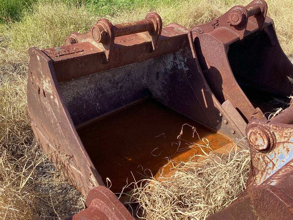 Hydraulic Excavator GP Bucket