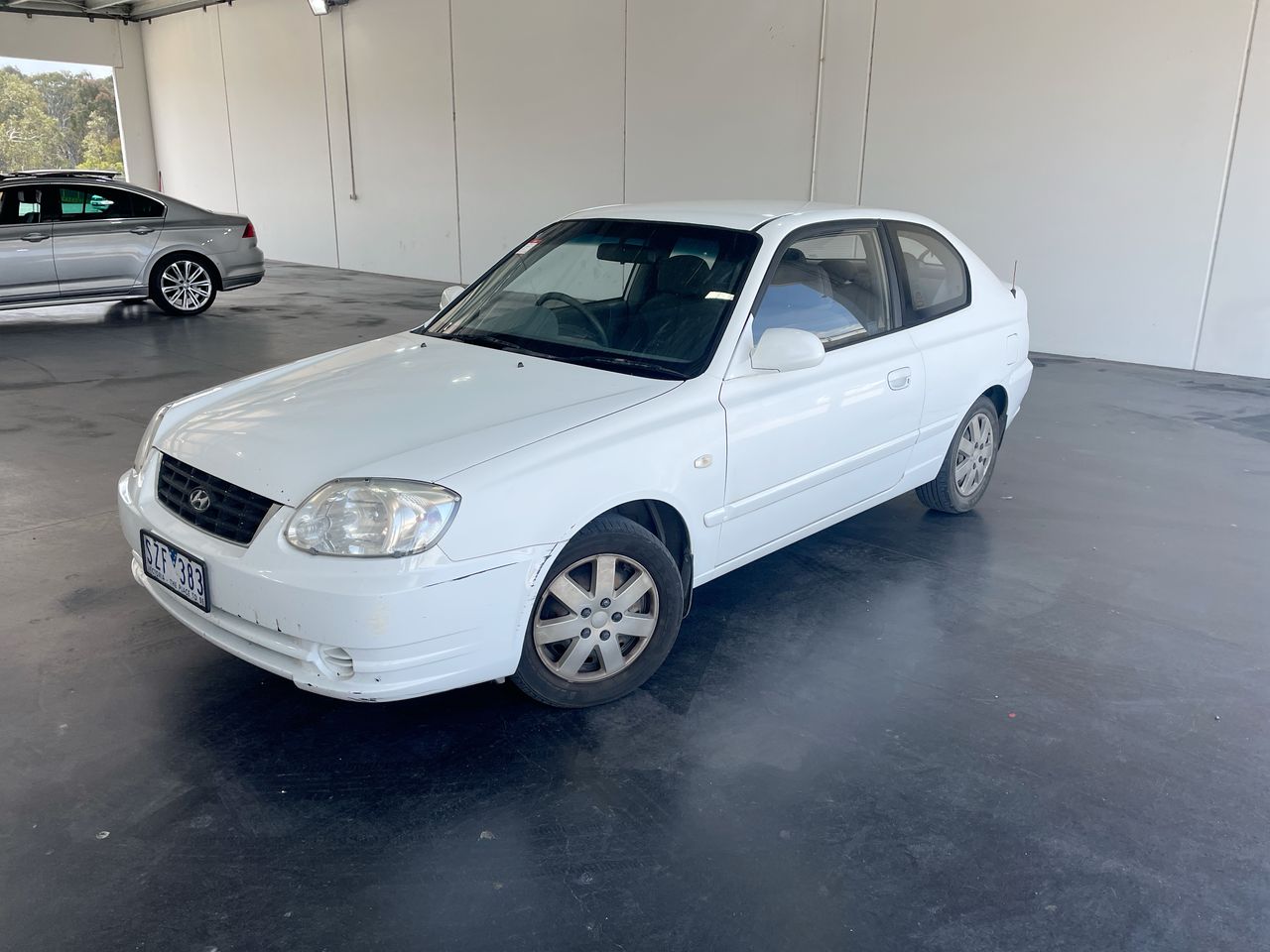 2004 Hyundai Accent LS Manual Hatchback
