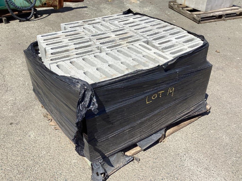 Slim Besser Blocks x Plt