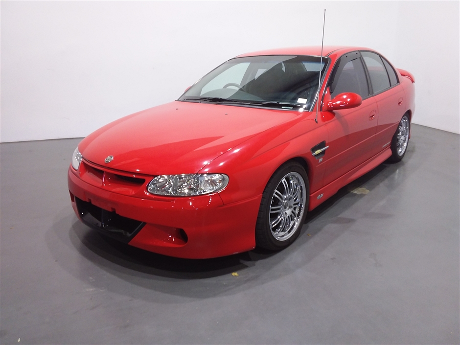 2000 HSV Commodore CLUB SPORT VT R8 Manual Sedan