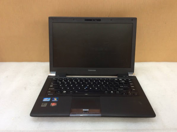 TOSHIBA TERCA R840 Laptop I5-2520M 4GBRAM/120GB Black