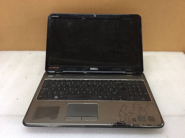 DELL P10F Laptop i3-M380 4GBRAM/320GB Red