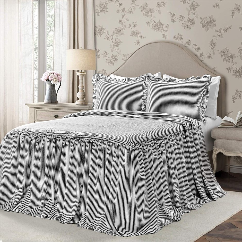 LUSH DECOR Ticking Stripe Bedspread Vintage Chic Farmhouse Style, Lightweig