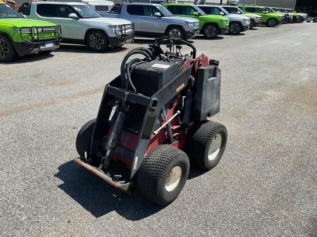 <p>Toro Mini Loader</p>