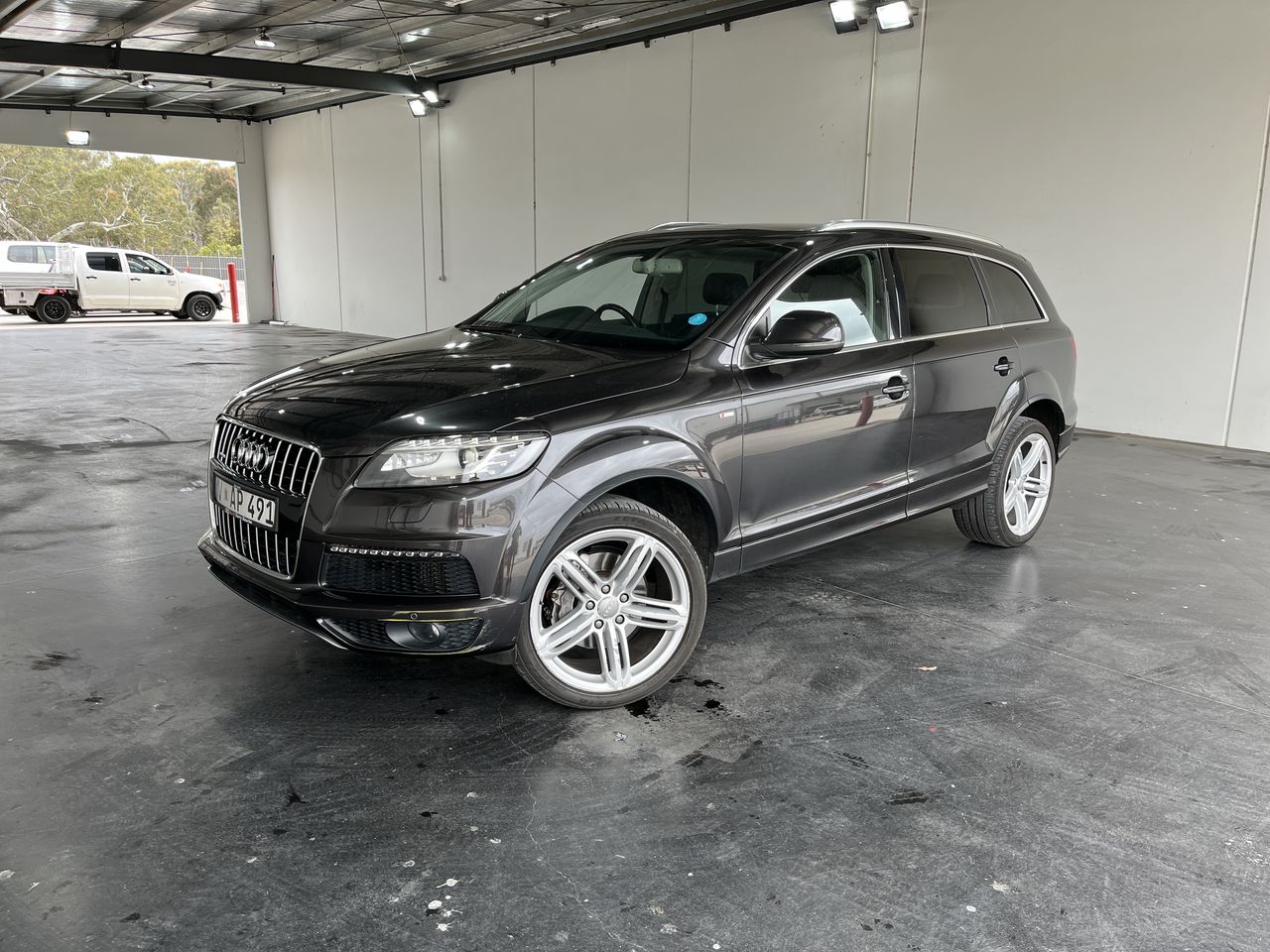 2013 Audi Q7 3.0 TDI quattro Turbo Diesel Automatic - 8 Speed Wagon