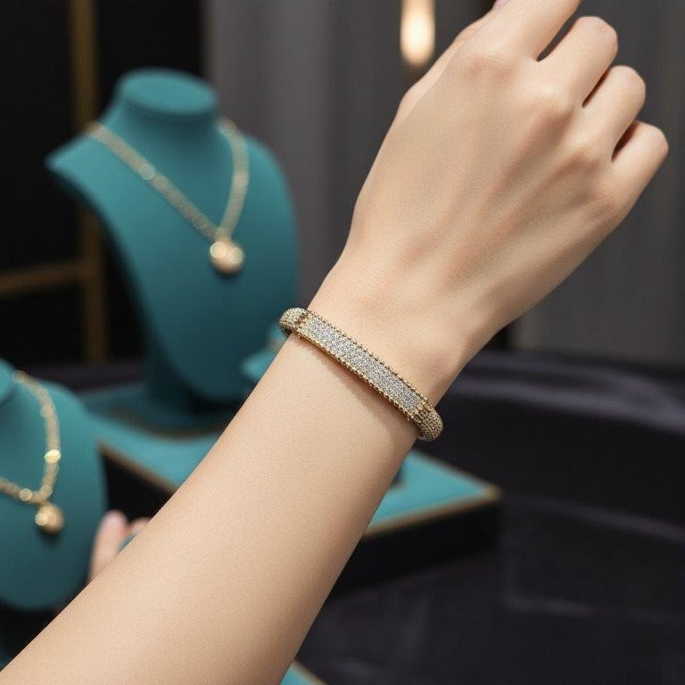 18K/ITALY Solid Gold Filled Bangle -(Stamped 18K/Italy)