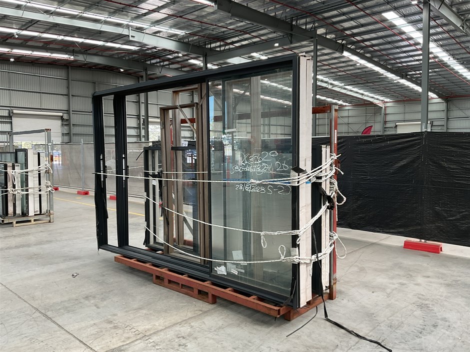 <p>Assorted Window and Door Frames x 8</p>