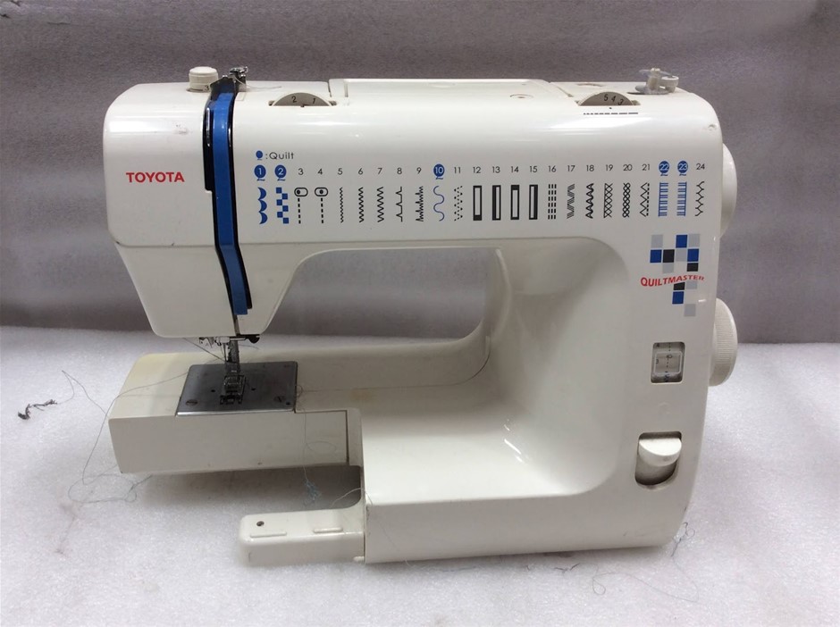Toyota Quiltmaster Quilt50 RS2000 Series 2D Sewing Machine