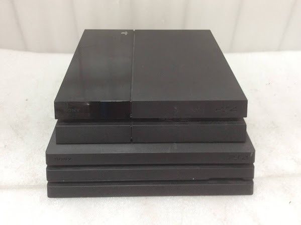 Sony Playstation 4 Mixed Model Console (Lot of 2)