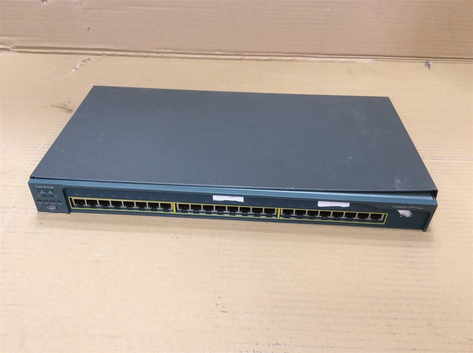 Cisco Catalyst 2950 Series Network Switch