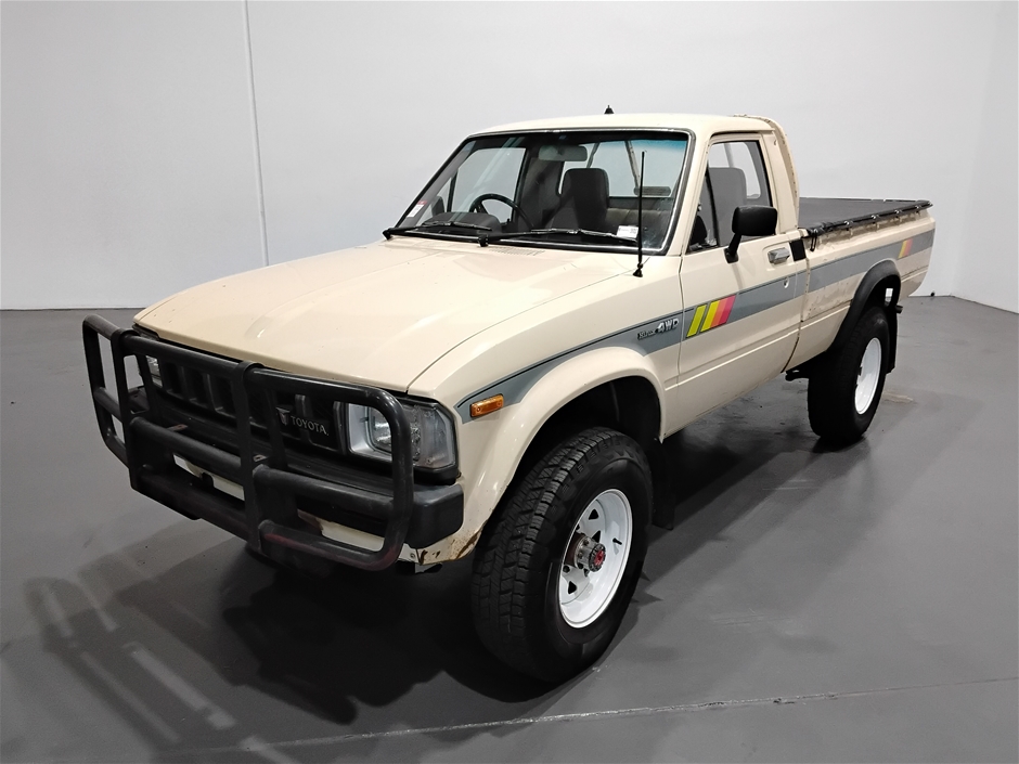 1983 Toyota Hilux Manual Single Cab