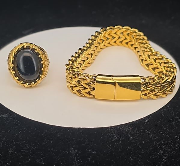 18K Gold-Plated Mixed Lot of 2 items