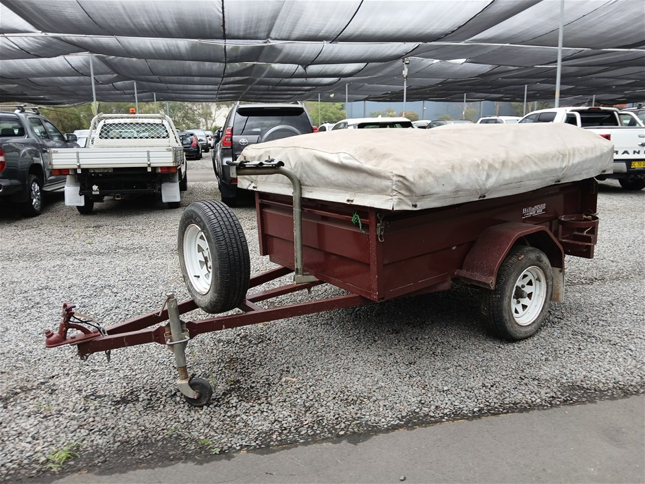 <p>2004 Billabong L 2000 Camper Trailer</p>