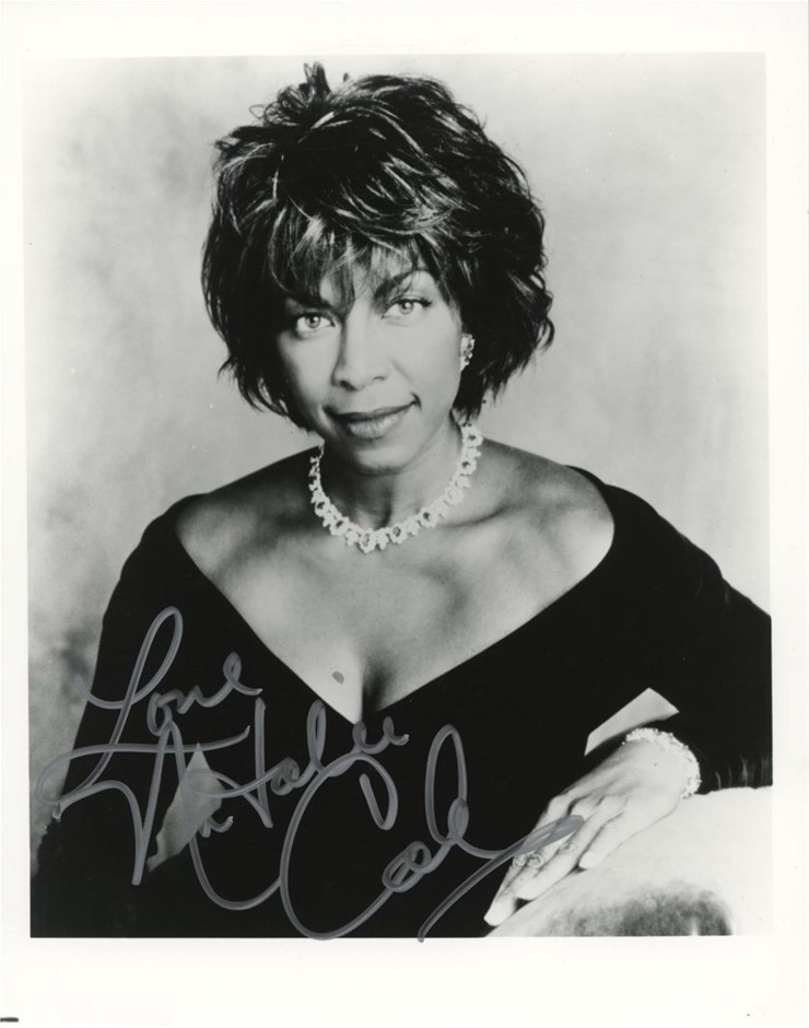 NATALIE COLE SIGNED PHOTO