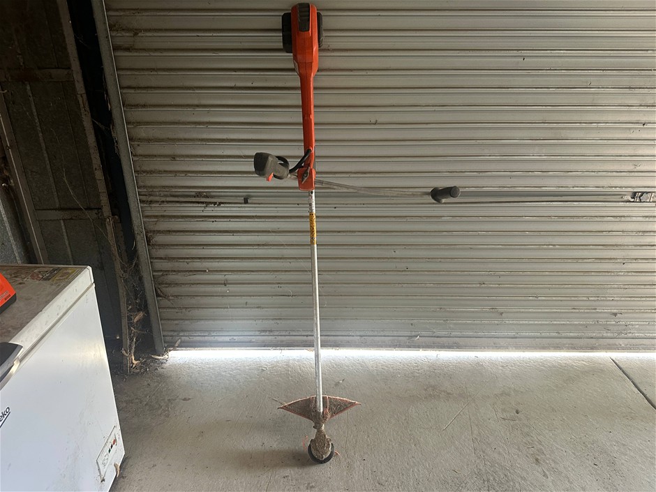 Husqvarna 520iRX Weed Trimmer with Battery and Charger