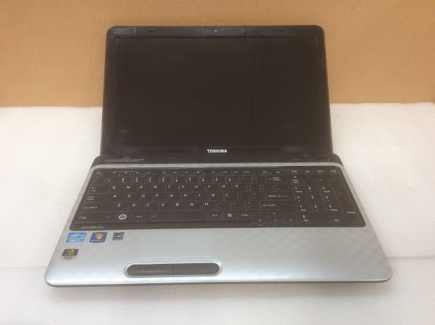 TOSHIBA SATELLITE PRO L750 Laptop I7-2670QM 4GBRAM/160GB