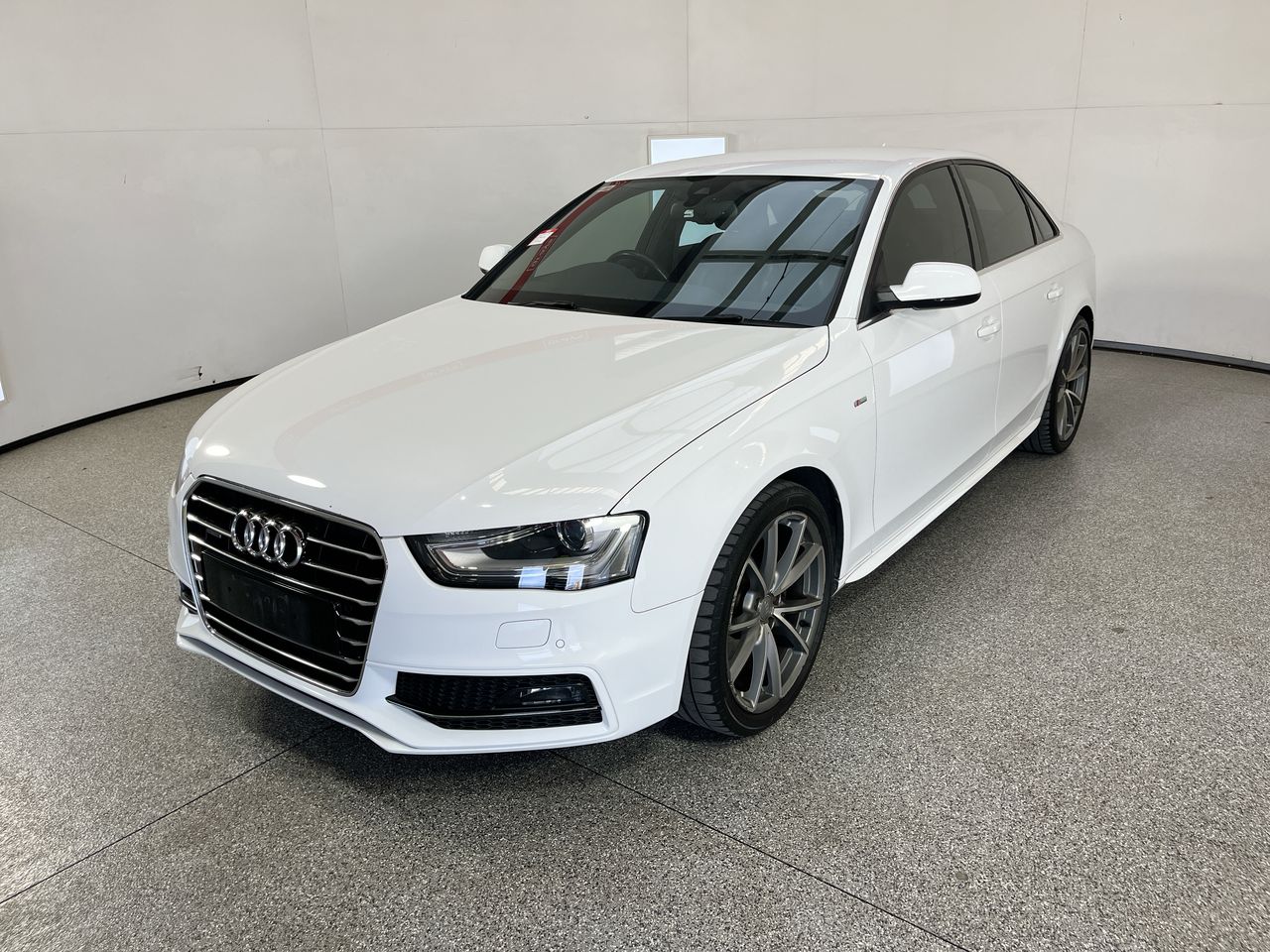 2015 Audi A4 2.0 TFSI Q AMBITION B8 Automatic Sedan