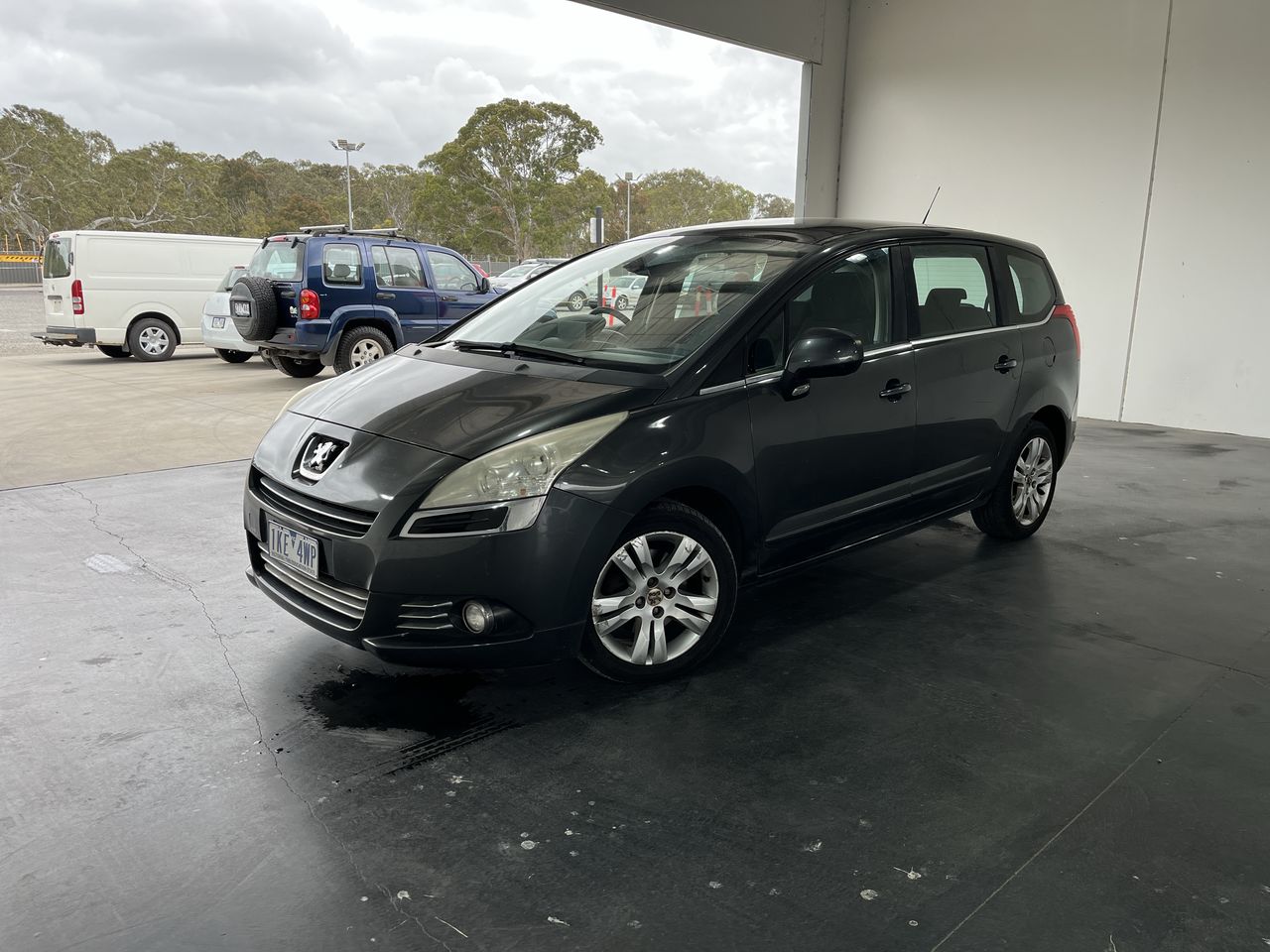 2013 Peugeot 5008 Active Automatic 7 Seats Wagon