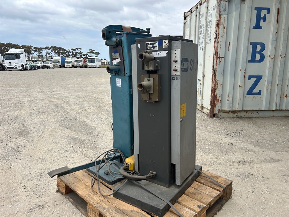 <p>2 x Spot Welders</p>