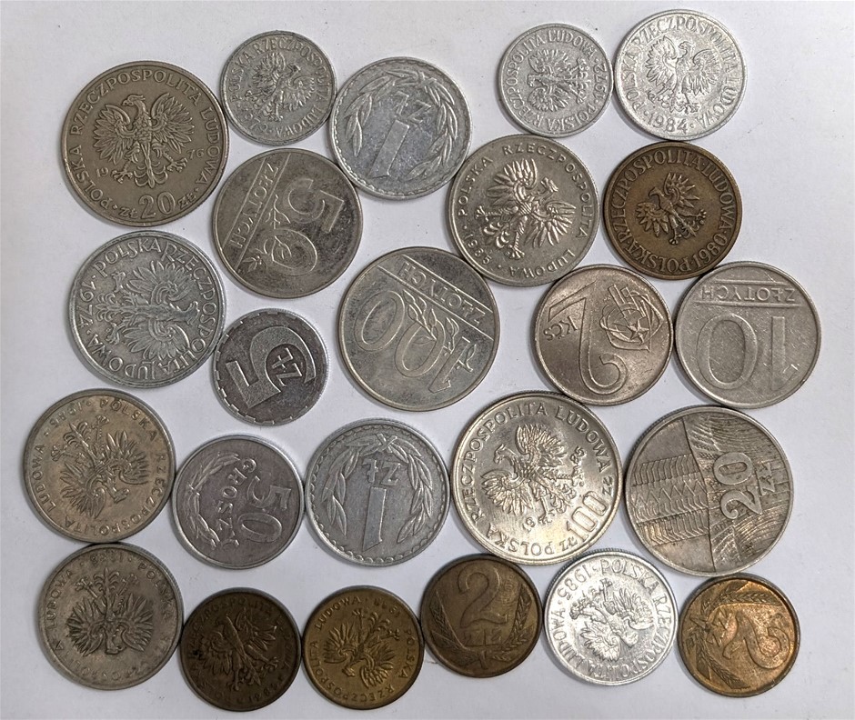 Coin collection of two Dozen coins from POLAND