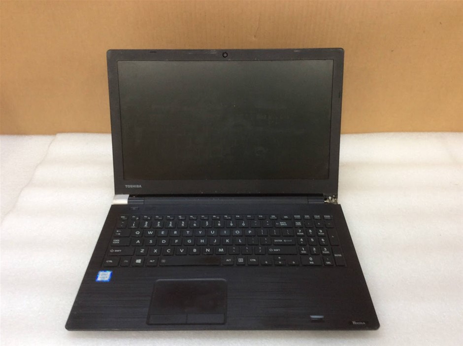 TOSHIBA TECRA A50-C Laptop I5-6200U 8GBRAM 500GB Black
