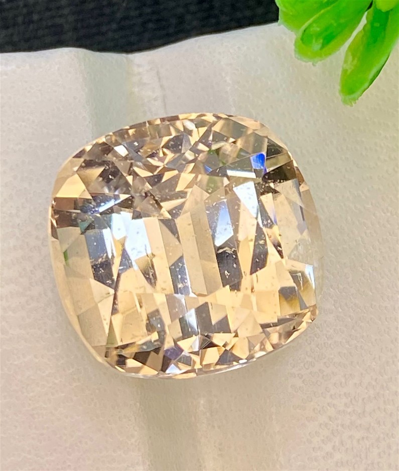 25.00 CT Natural Imperial Rose Gold Topaz