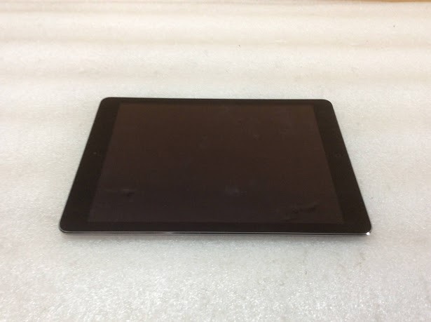 Apple iPad Air 1 (A1474) Tablet 16GB