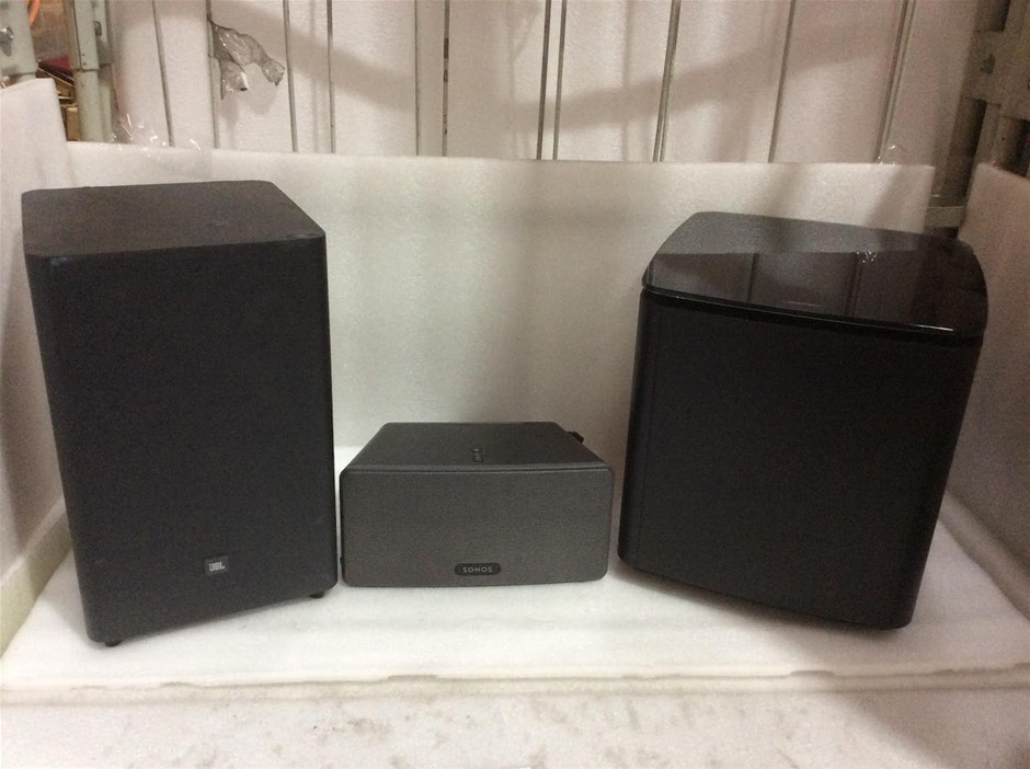 Sonos Play:3 Speaker + JBL Bar 2.1 Subwoofer + Bose Acoustimass 300 Bass