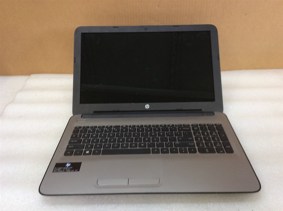 HP TPN-C126 Laptop AMD E1-6015 4GBRAM 500GB
