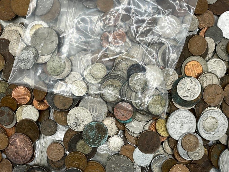 Large Collection of World Coins, Mostly in Base Metal, Some Silver