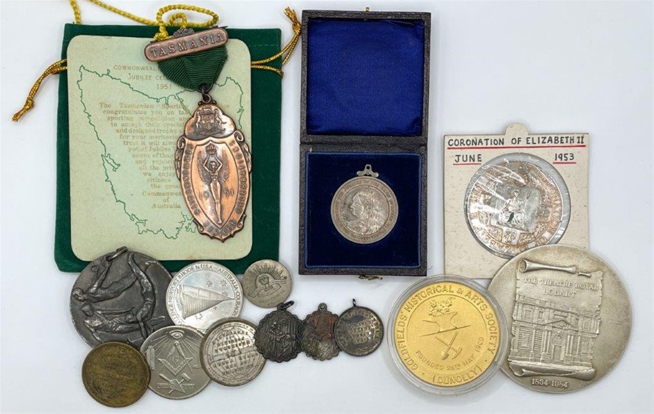 Appx.14 x Asstd AU Commem. Medals, Royal, Military and others