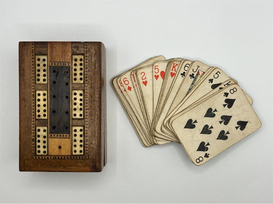 Approx.26 x Asstd Vintage Board Games, Felt Pennants and many more