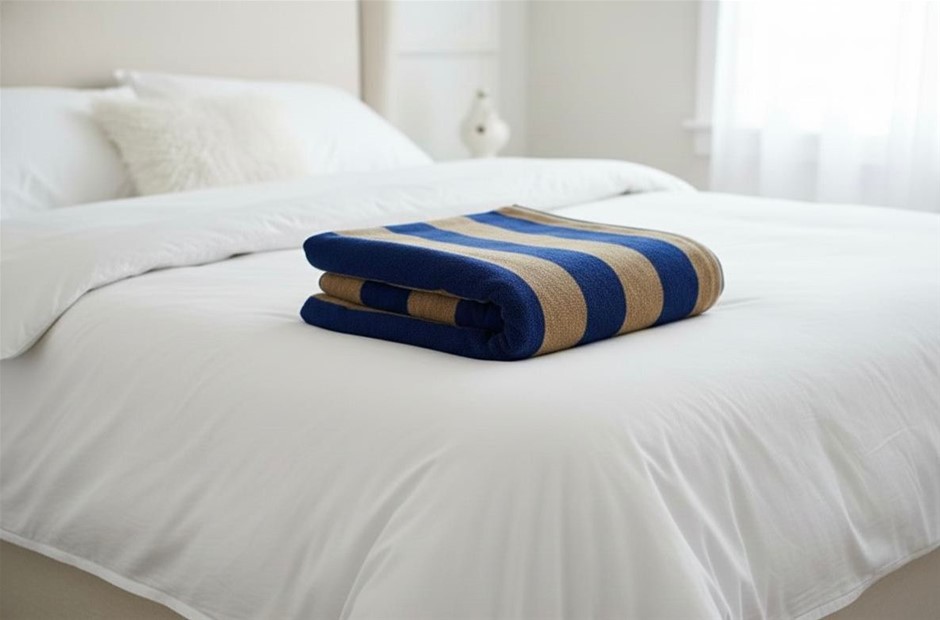 Oversized 100% Cotton, Yarn Dyed Beach Towel