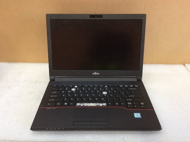 FUJITSU LIFEBOOK E547 Laptop i3-7100U 8GBRAM/128GB Black