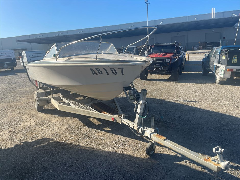 Savage Fiberglass Power Boat