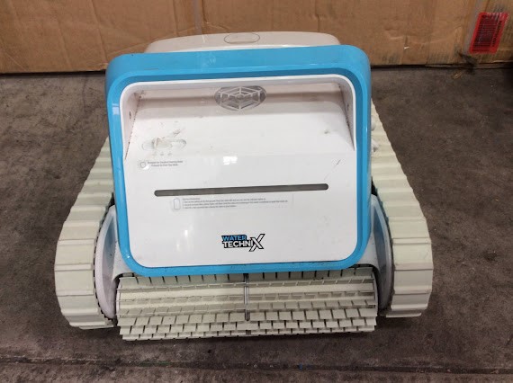 WATER TECHNIX Robotic Pool Cleaner