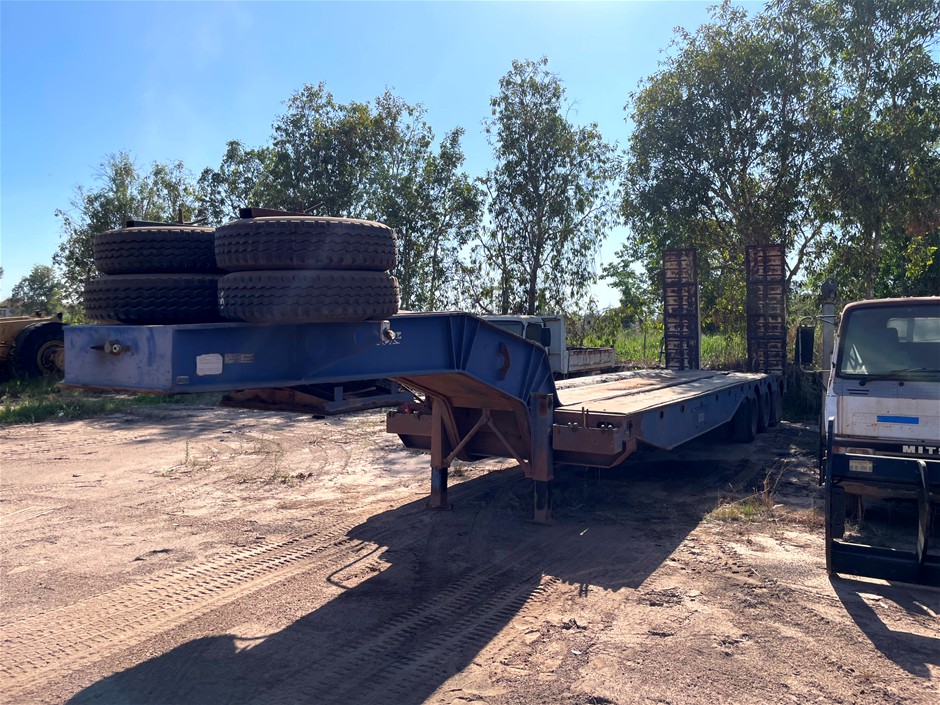 2001 RES Trailers Tri Axle Low Loader Triaxle Low Loader