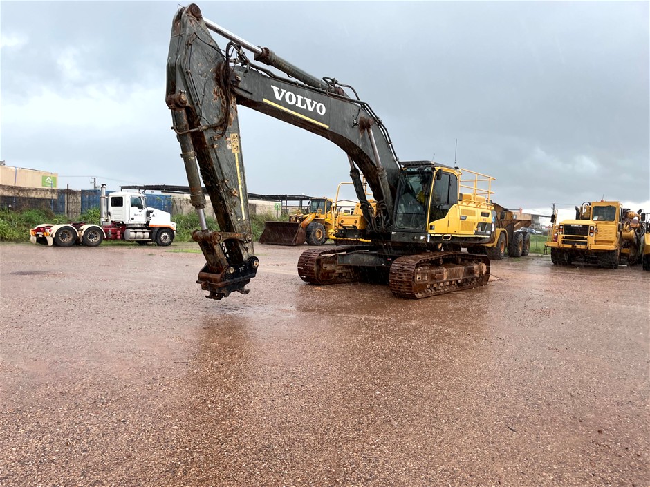 2011 Volvo EC480DL Hydraulic Excavator