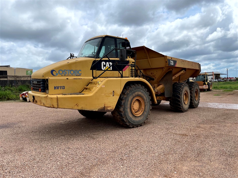 2005 Caterppillar 735 Articulated Dump Truck