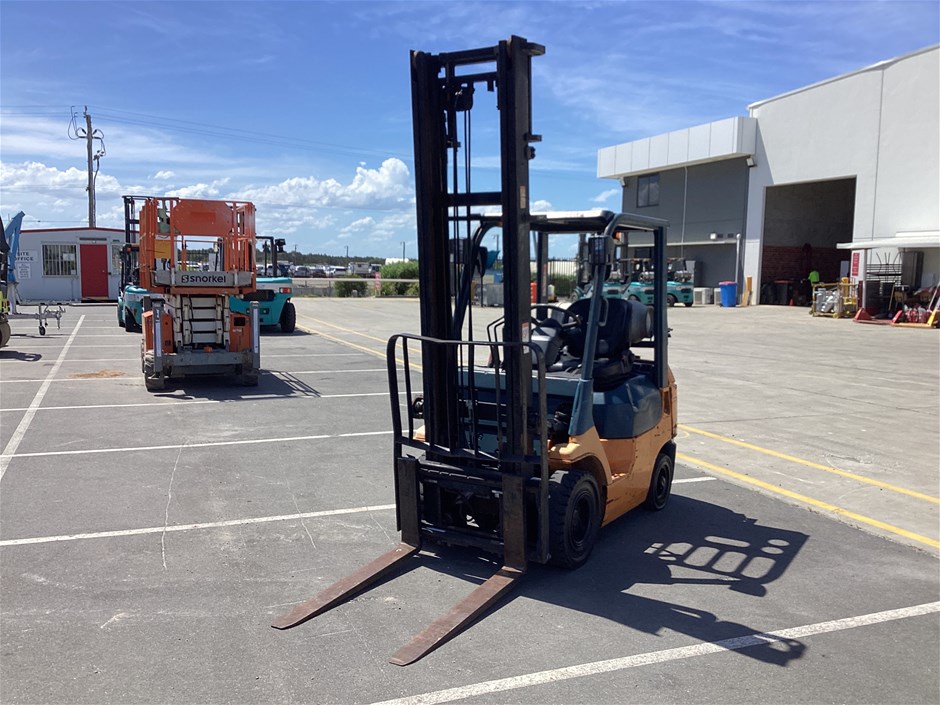 Unreserved - Forklifts, Walkie Stackers & More!