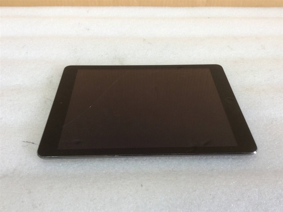 Apple iPad Air 1 (A1474) 32GB Tablet