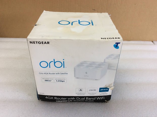Netgear LBK1220-1TLAUS Orbi 4GX Router with Satellite - New