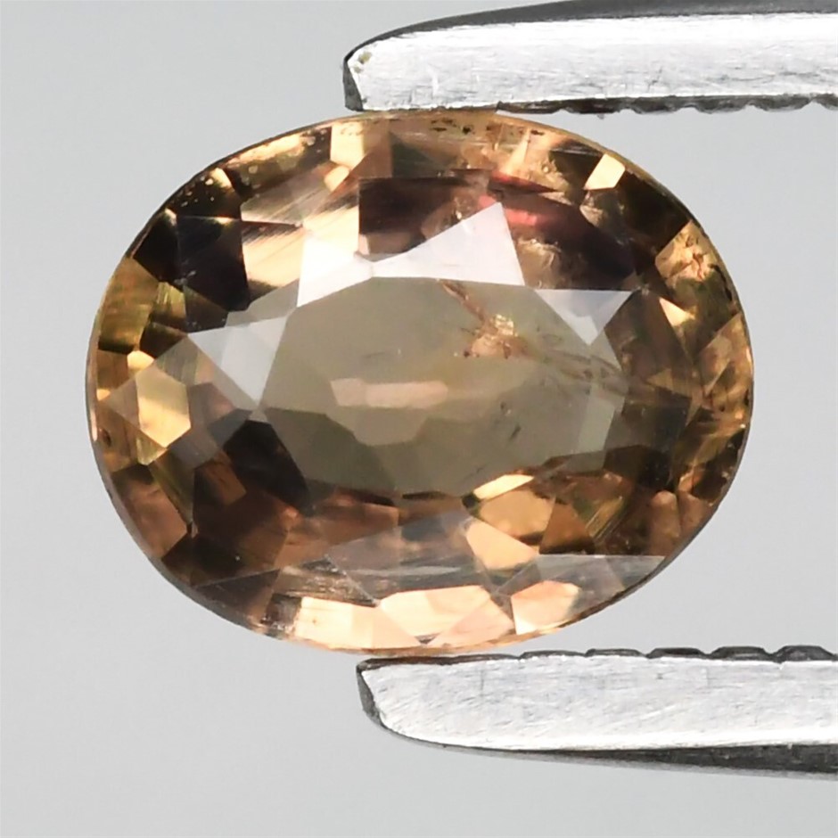 0.48ct Oval Facet Cut Greenish Yellow Sapphire Gemstone - 1Pc