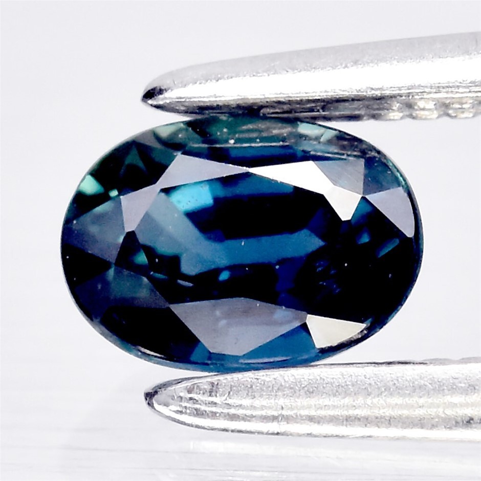 0.47ct Oval Facet Cut Blue Sapphire Gemstone - 1Pc