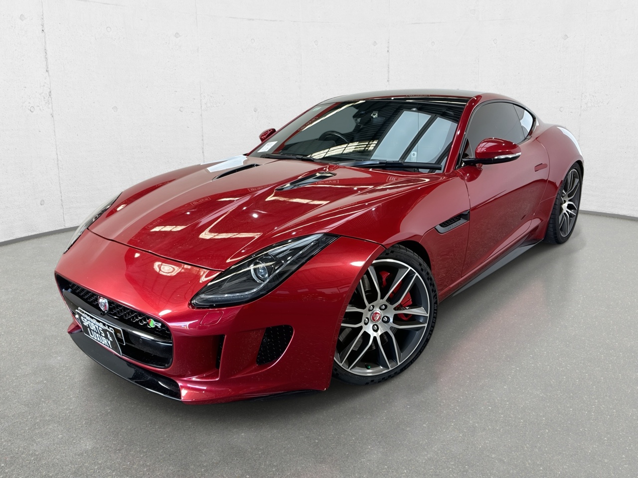 2014 Jaguar F-Type V8 R Automatic - 8 Speed Coupe
