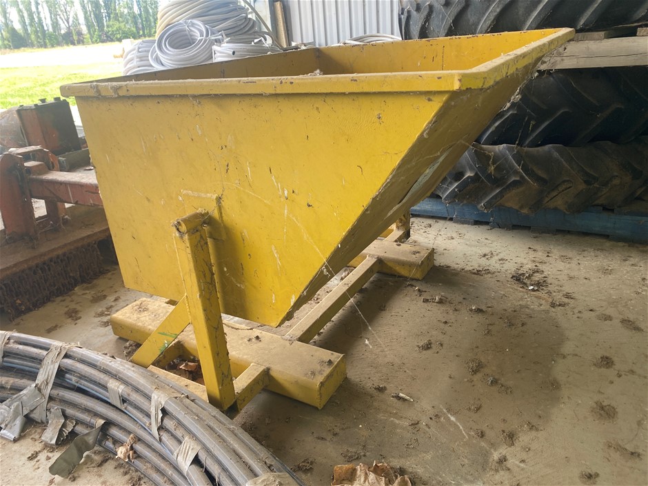 Tipping Skip Bin Attachment