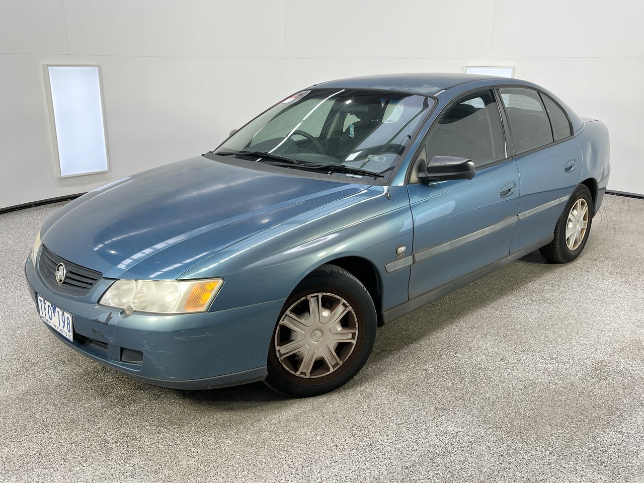2004 Holden Commodore Executive VY Automatic Sedan