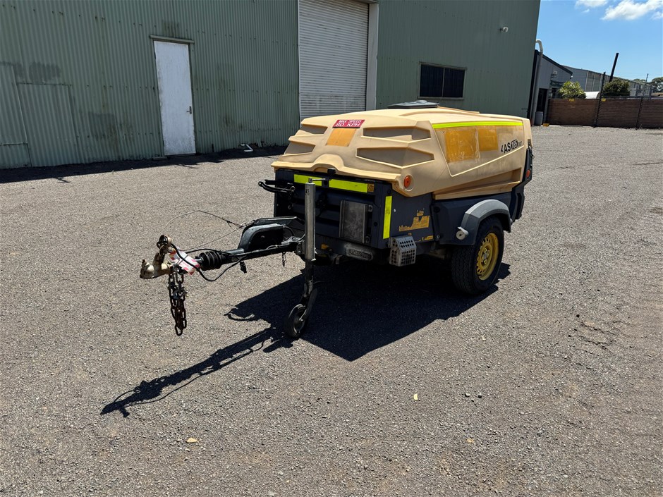 <p>Atlas Copco XAS 185 Trailer Mounted Compressor</p>